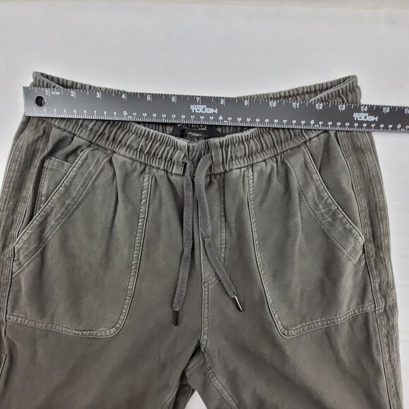Athleta Farallon Jogger Pants Women's size 6 Olive Drab Green Pockets Tiny Flaw - Picture 6 of 10